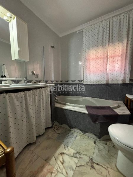 Foto 8f6a47e1-22d1-4340-9e8f-b98688e1e5f9. Casa a La Paz Alcalá de Guadaira