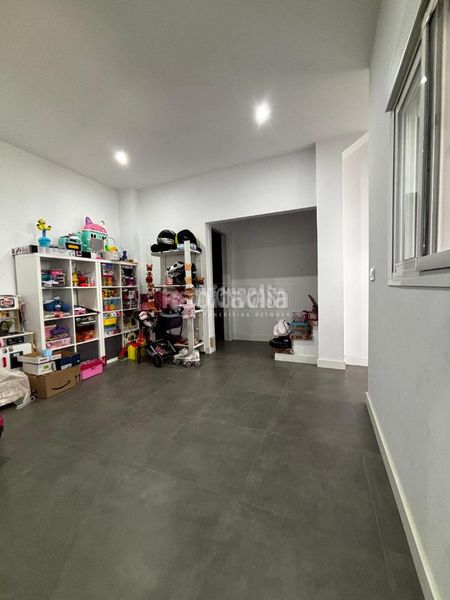 Foto d8be04ba-e91a-4a2e-9991-a04f51b57df2. Casa  en venta en Torreblanca Sevilla