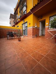 Casa aparellada a Palmete