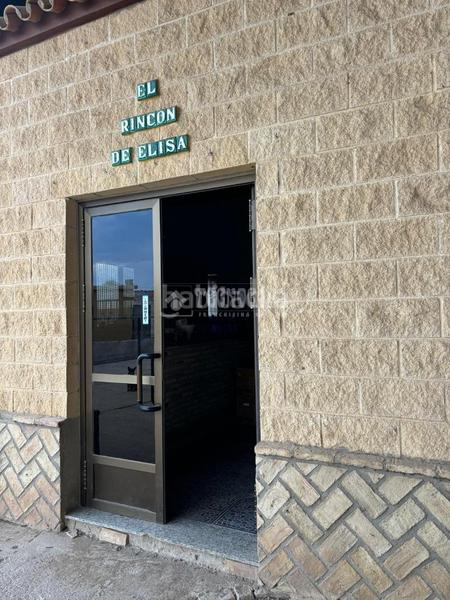 Foto d3daf7e9-abf3-4a9d-a506-1e7fd3d09ecf. Masia amb piscina a Valdezorras - El Gordillo Sevilla