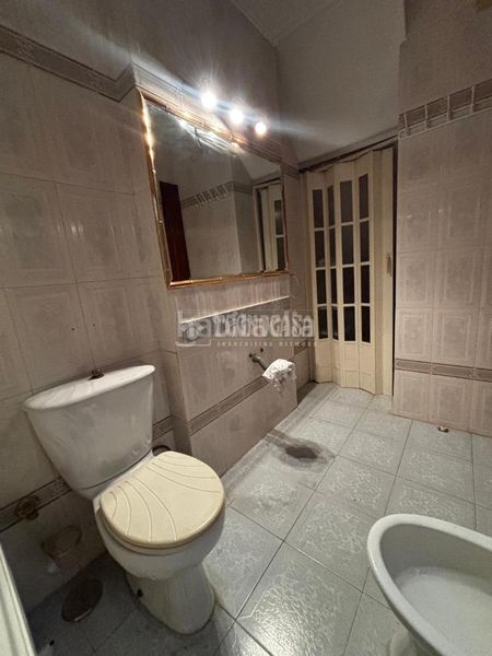 Foto 495f29ab-ea85-41d2-814d-f1860fd3c410. Casa aparellada a Torreblanca Sevilla