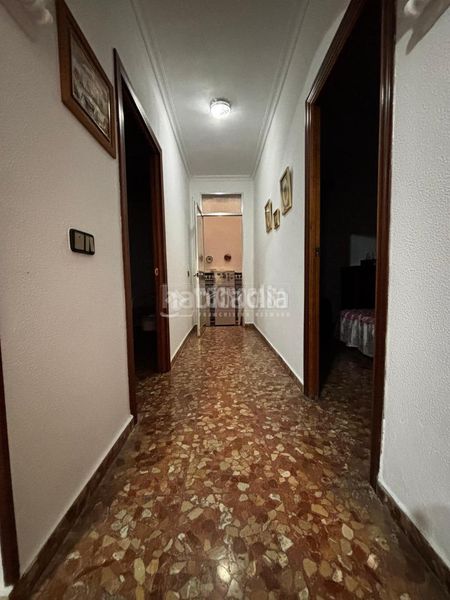 Foto 4c5d7a2b-68bc-4556-80c3-715562e0b340. Casa aparellada a Torreblanca Sevilla