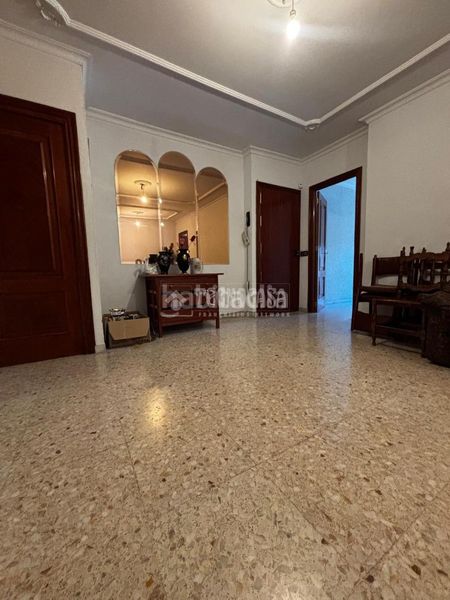 Foto 59603426-dae3-413d-9964-6d76f446bed7. Casa aparellada a Torreblanca Sevilla