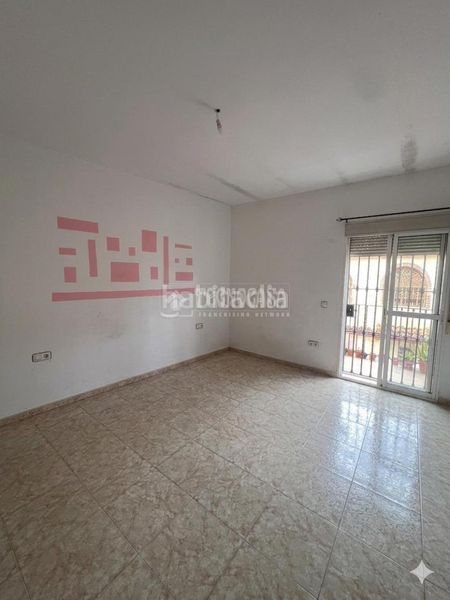 Foto 560d48d1-b3aa-47c0-a0e4-92e10a904c46. Pis a Torreblanca Sevilla