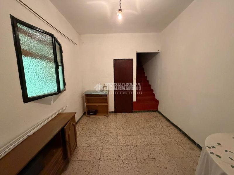Foto 25bdfd3d-1d69-44c5-882e-c7ba82c5ff45. Casa a Torreblanca Sevilla