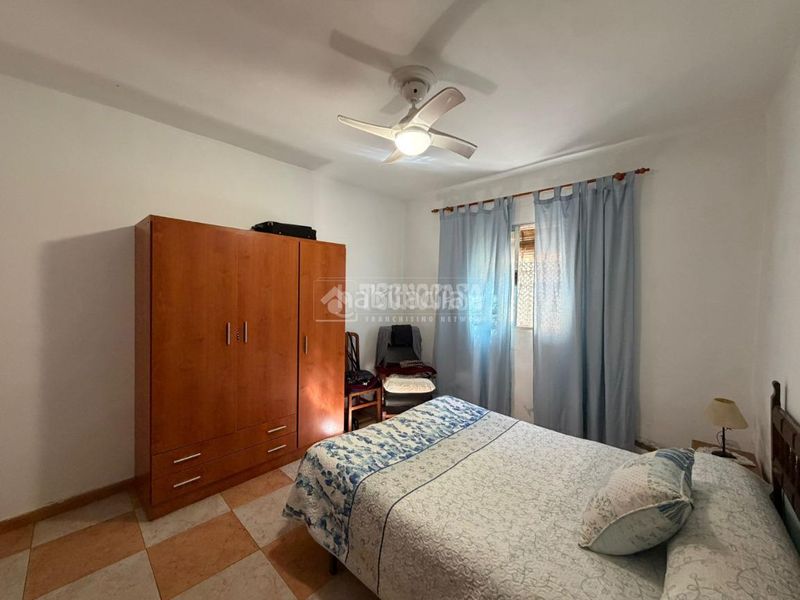 Foto 742b7dbe-f61c-428f-b028-ec202a148ea6. Casa a Torreblanca Sevilla