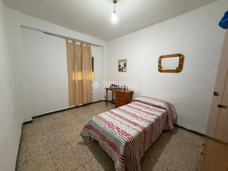 Foto c8d50a2b-ffb3-49bc-acde-a8d40125eada. Casa a Torreblanca Sevilla