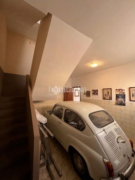 Foto d989d28d-3130-41ea-b180-906a6cf36dcf. Casa aparellada amb aparcament a Torreblanca Sevilla