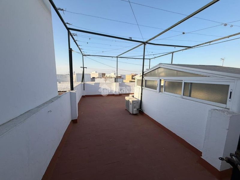 Foto 808f2eb2-f114-4cd6-b7bf-054a5506ac22. Casa a Torreblanca Sevilla