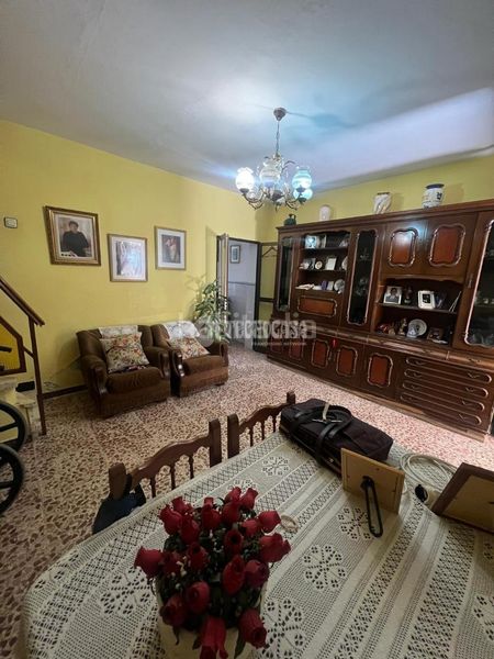 Foto 523543f4-b36c-43db-bc5d-924dc0c2e101. Casa  en venta en Torreblanca Sevilla