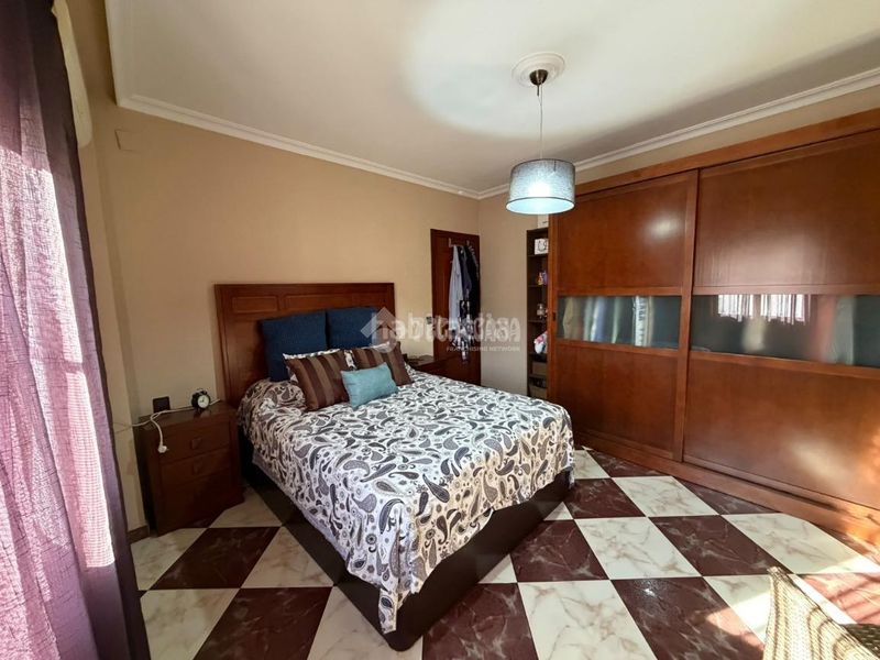Foto 03ae8aea-2407-4f18-87e6-d224188c263f. Casa a Torreblanca Sevilla