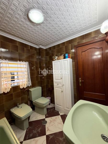 Foto 27931c6f-f0ad-4744-9e35-8d6d0b59f854. Casa a Torreblanca Sevilla