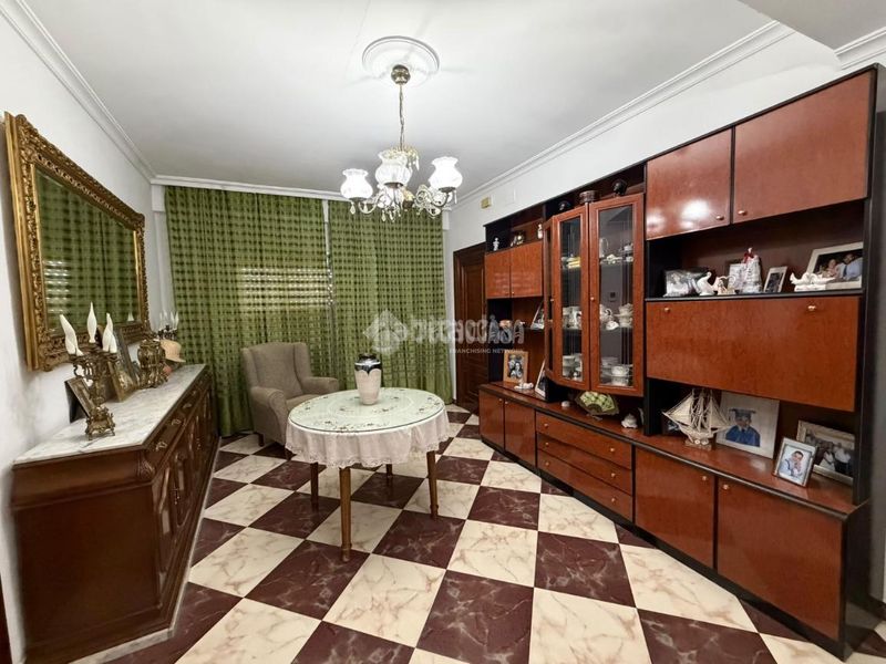 Foto 28d91245-3807-44a3-a9fa-7f90091cbc57. Casa a Torreblanca Sevilla