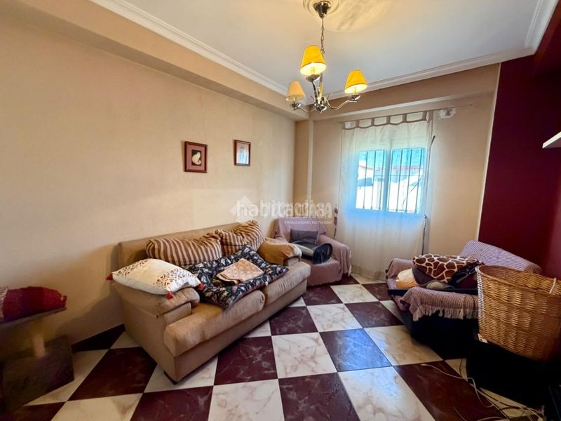 Foto 4dd69fea-584a-4986-bda7-fa8f9e1acdbf. Casa a Torreblanca Sevilla