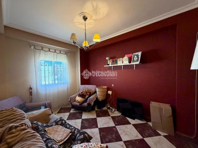 Foto 8da0d1af-abc6-4a43-a6b4-3ec52a79aaa6. Casa a Torreblanca Sevilla