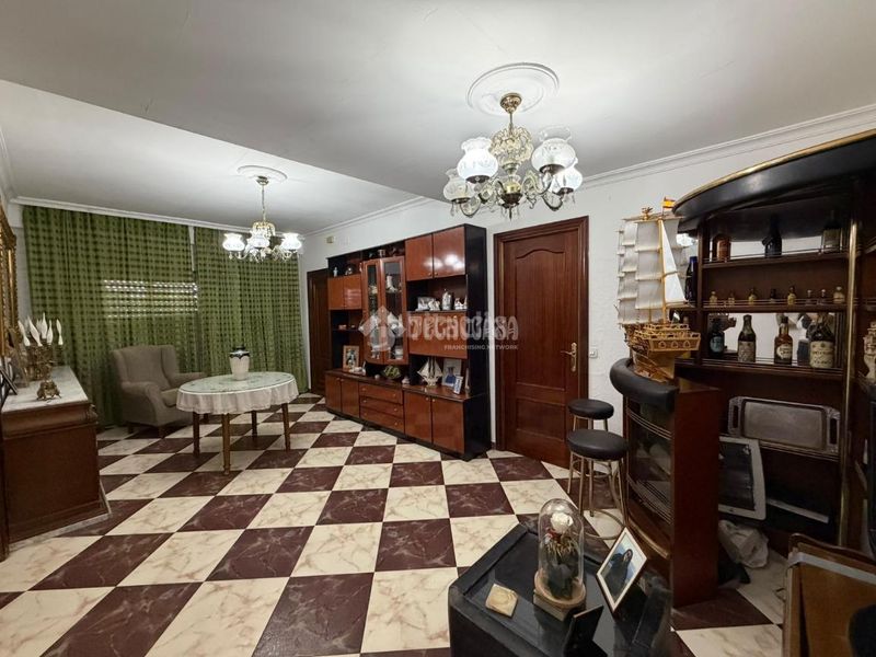 Foto d0cf0069-9ccd-453d-b2c3-284a45a710d4. Casa a Torreblanca Sevilla