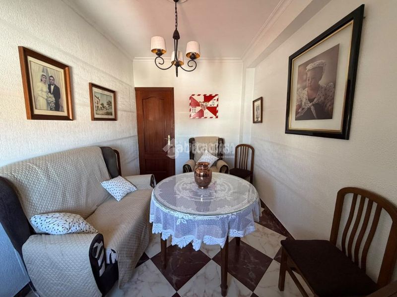Foto e35a4187-8e54-462a-88da-d1cca4e3910d. Casa a Torreblanca Sevilla