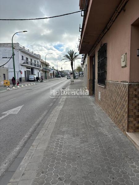 Foto 34047c2f-6e2d-4b75-a9c5-2fcf2e683855. Local comercial licencia en venta en Torreblanca Sevilla
