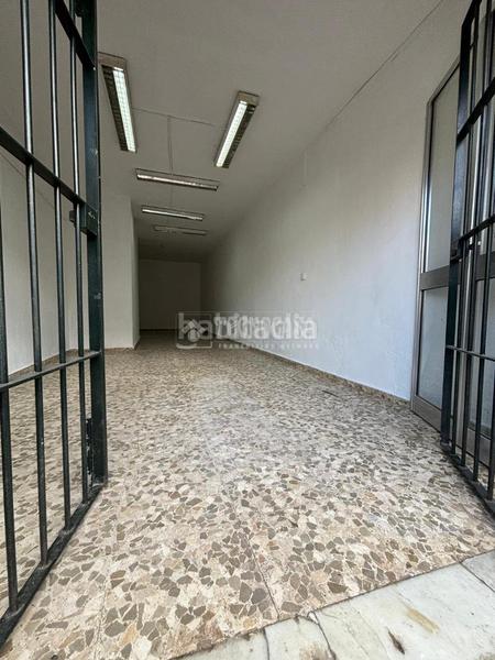 Foto 8a6e9e01-a800-4e05-bb2a-d4a1ea950afd. Local comercial licencia en venta en Torreblanca Sevilla