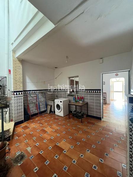 Foto 4a061dc1-ecf2-4dcf-812a-b863296cb65e. Casa bifamiliare in Torreblanca Sevilla