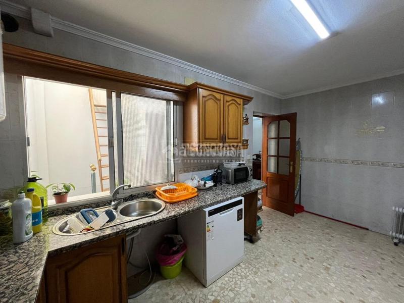 Foto 4a8aa9ba-825b-4010-9ffa-96ed3efdcc73. Casa bifamiliare in Torreblanca Sevilla