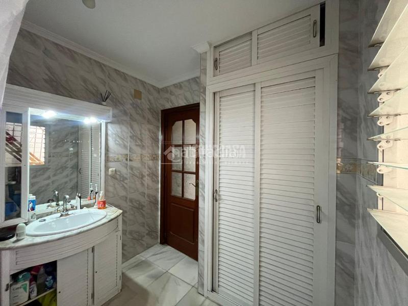 Foto 89f13b85-bcaf-47af-864d-39d2b5366b77. Casa bifamiliare in Torreblanca Sevilla