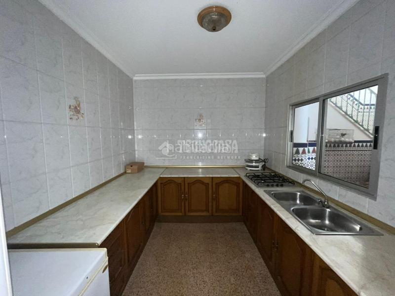 Foto 97d915ac-0cd5-470a-9a81-8d394f2ea931. Casa bifamiliare in Torreblanca Sevilla