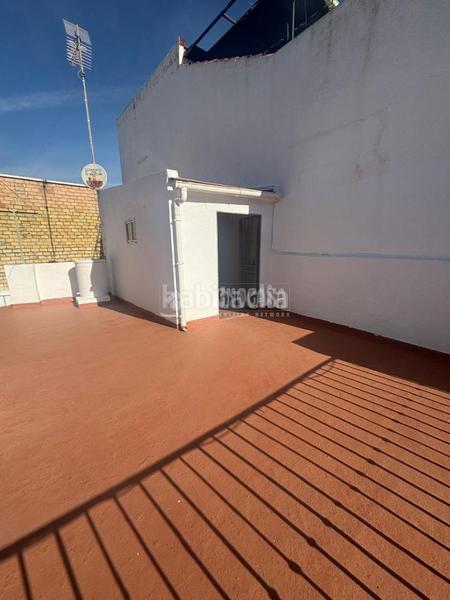 Foto 3dae21fd-9dd1-4e5f-8a18-977f7cfdf9b4. Casa bifamiliare in Torreblanca Sevilla