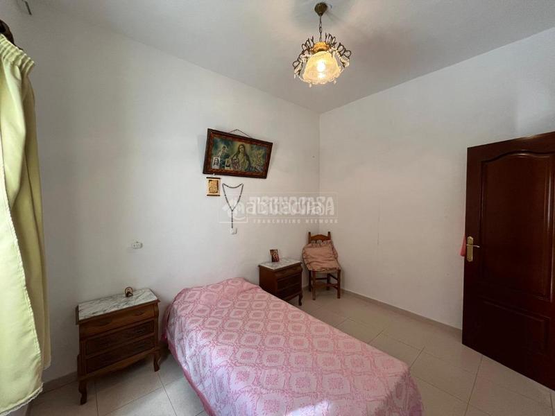 Foto 8a9794d2-18d8-4c5f-8628-69cf9782acf6. Casa bifamiliare in Torreblanca Sevilla