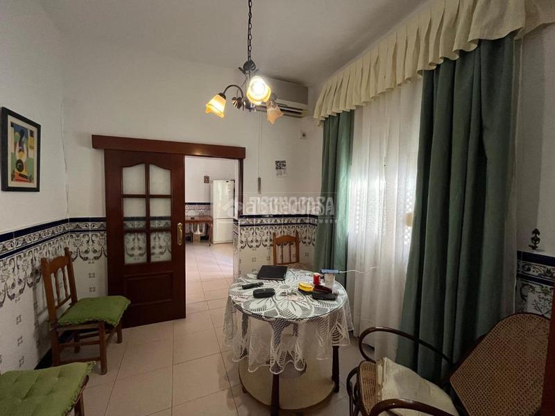 Foto ca189223-341d-482c-ba1b-e7903147d9b2. Casa bifamiliare in Torreblanca Sevilla