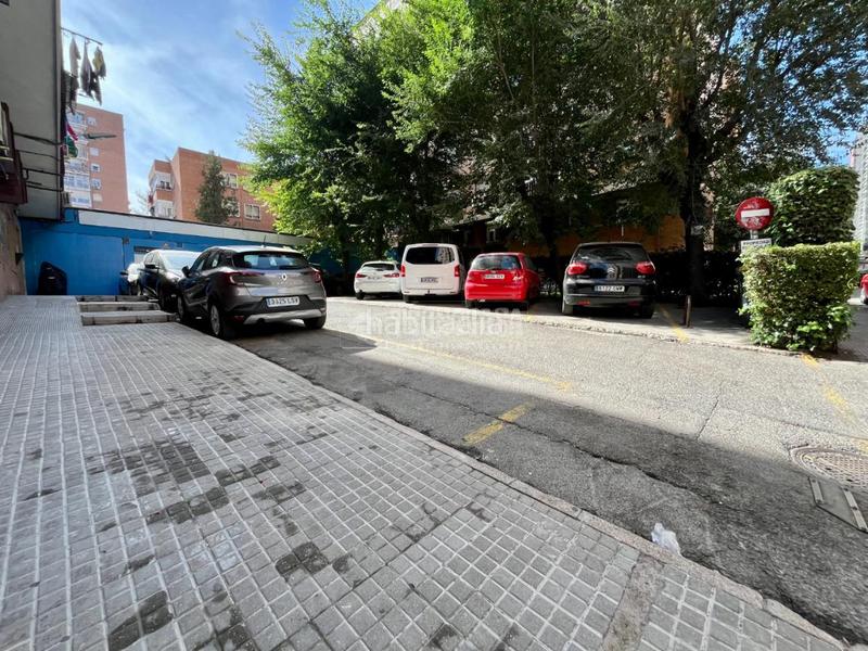 Foto 6b4370cf-af2a-4e24-8dd1-d22e1dc3c19e. Piso  en venta en Aluche Madrid