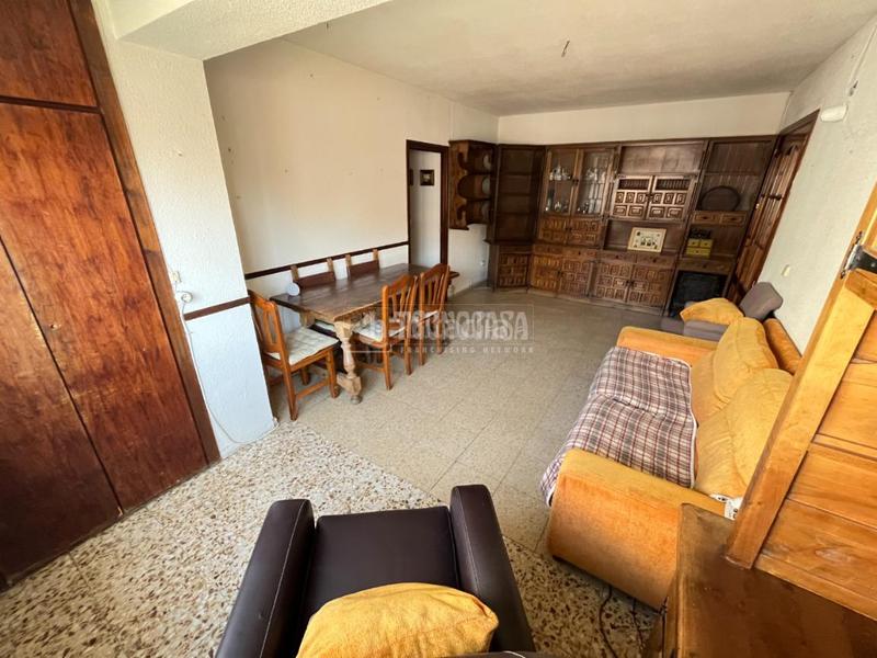 Foto c263e645-d606-4b5b-95bb-a8bb4f26d191. Piso  en venta en Aluche Madrid