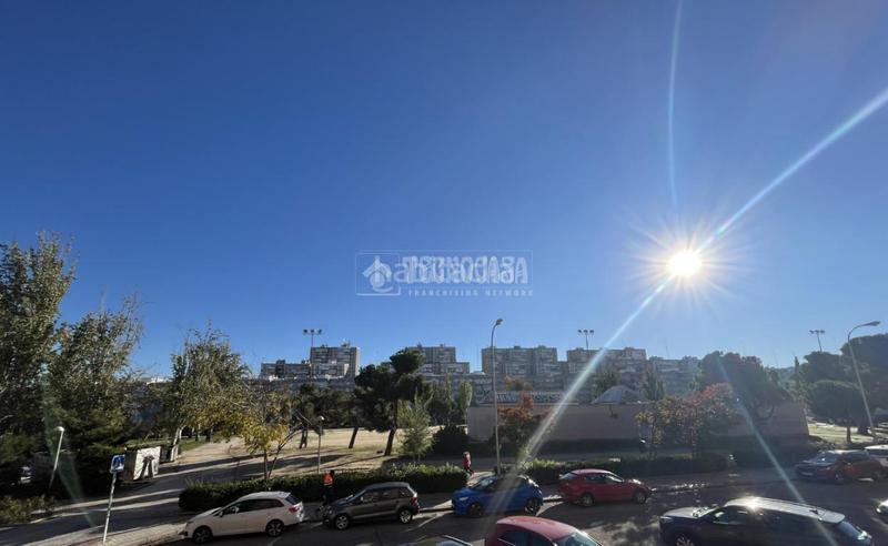 Foto 55d643aa-5494-4c92-a4a8-8df1fac0056d. Appartement dans Aluche Madrid