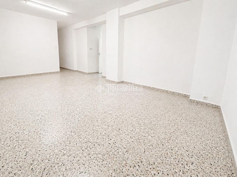 Foto 0589db70-ffd9-4736-8924-9f5696db54b5. Local comercial a Aluche Madrid
