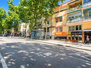 Local Comercial en Aluche. Local comercial en venta en madrid