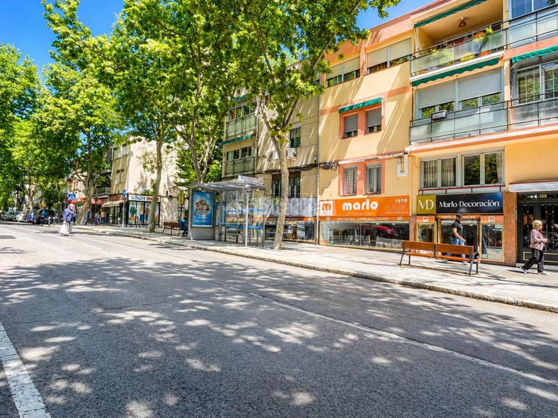 Foto 48b9dda8-3a3c-4e0a-b6f9-6618a2e6b6ab. Local comercial a Aluche Madrid