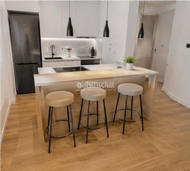 Foto 38b85d65-9a01-4313-9363-68a9f16b022d. Piso  en venta en Aluche Madrid