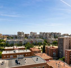 Pis a Aluche. Piso en venta en madrid