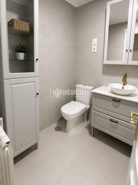 Foto 05000e14-bd8a-45c4-a033-751c2e574595. Piso  en venta en Aluche Madrid