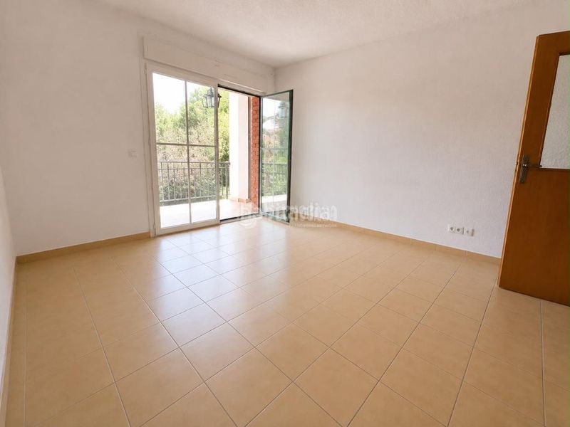 Foto 020bb22e-9490-4d33-8769-752d836df5c1. Pis a Aluche Madrid