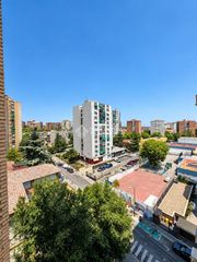 Pis a Aluche. Piso en venta en madrid