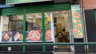 Traspàs Local Comercial a Alcalde joaquín alonso 25. Local com. en traspaso en ctra. cádiz.