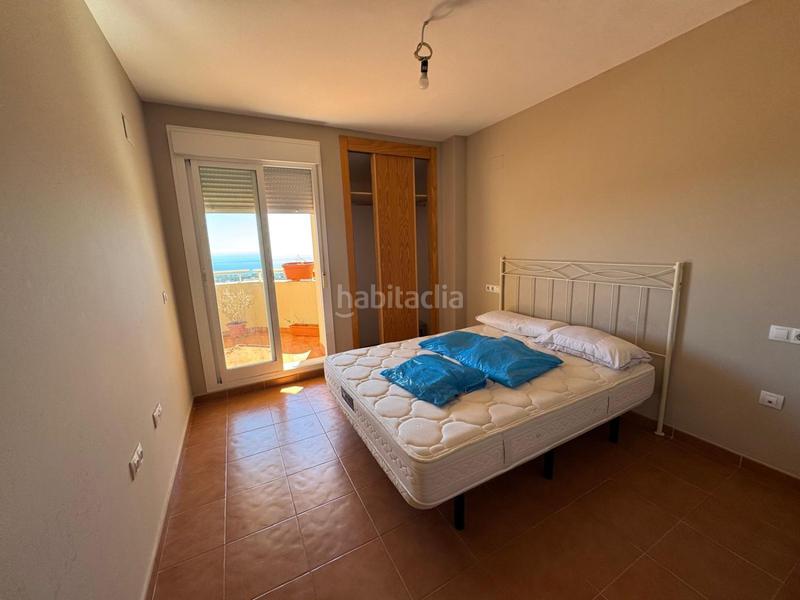 Foto a728c18c-ec5c-4783-b02d-35e9a2fc0000. Miete appartement in cristóbal colón 4 in Calahonda Mijas