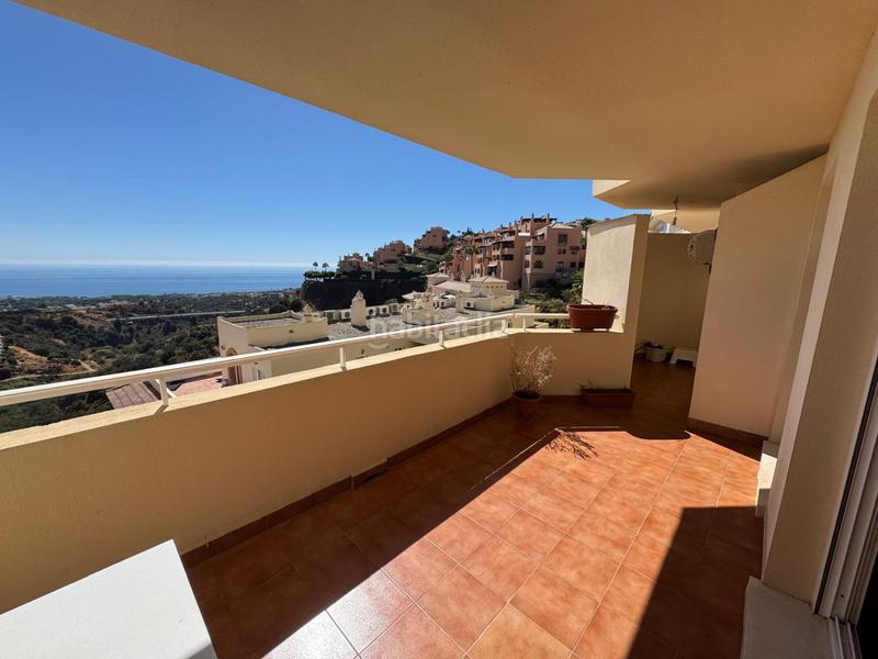 Foto 8edd29fc-e9ca-4f59-99da-e61761101909. Rent apartment in cristóbal colón 4 in Calahonda Mijas