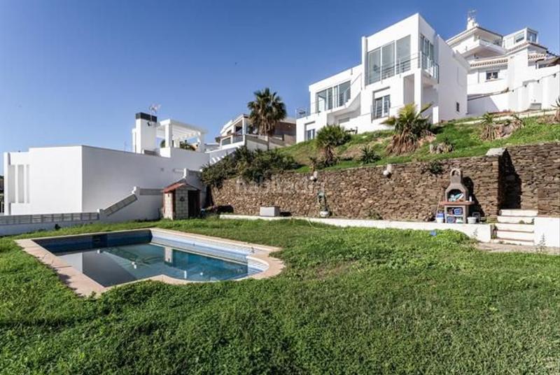 Foto 09c7d781-fc41-42c3-9b02-c679cb03c5e9. Chalet dans fontana dans El Faro de Calaburra - Chaparral Mijas