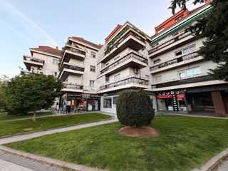 Pis  Av. de españa. Piso en venta en majadahonda