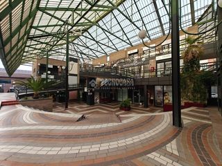 Local Comercial  Calle doctor calero. Tienda en venta en majadahonda