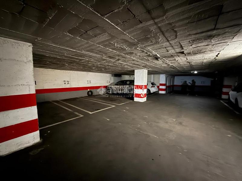 Foto 1751dbdd-3ece-4fc7-bc28-8ef8e680f1a4. Aparcament cotxe a San Pablo - San Nicolás Valladolid