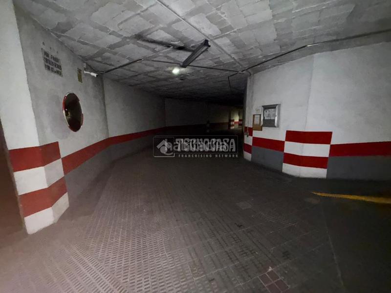 Foto 72e2ba81-a920-43bd-9f18-181b17f112c4. Aparcament cotxe a San Pablo - San Nicolás Valladolid