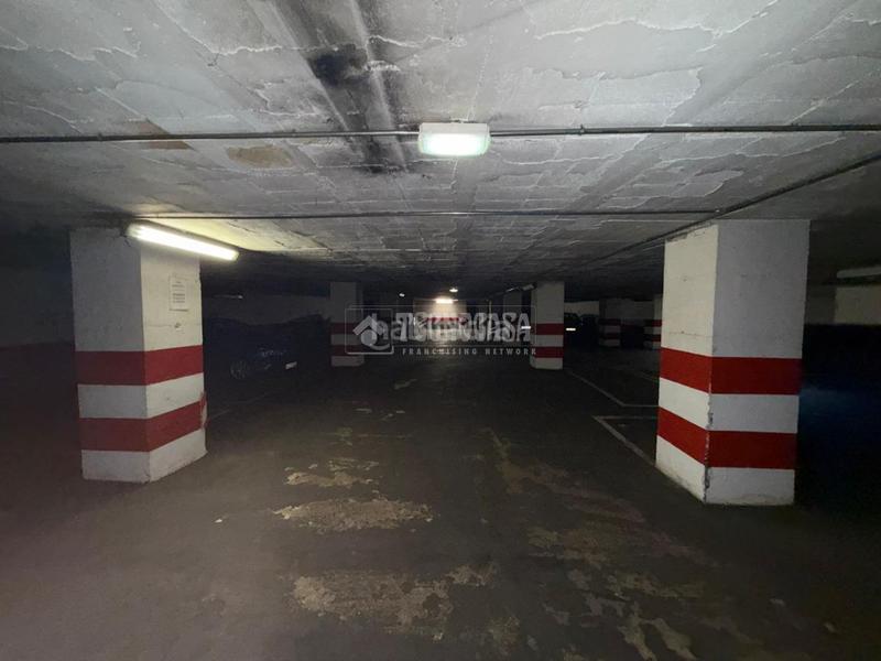 Foto a1a46393-3d6f-4cbc-805e-b8a4f29fabad. Aparcament cotxe a San Pablo - San Nicolás Valladolid